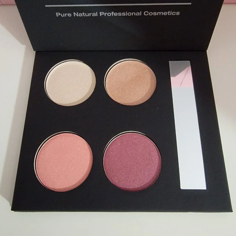 Hempz Pure Natural Compact Eye Shadow Blush Makeup Palette